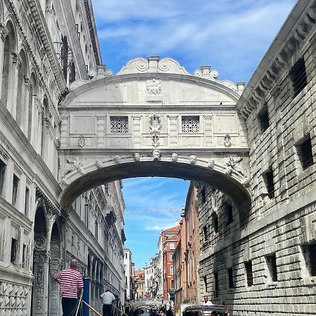 Appartamento Ca' ai Sospiri Venezia Esterno foto